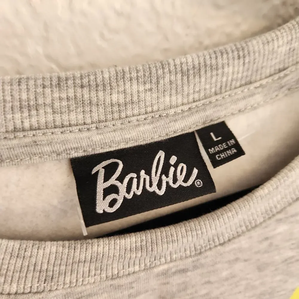 Barbie Women's Large Apres-Ski Club Crew Neck Sweatshirt New‎ Gray